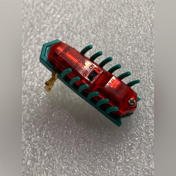 HexBug Nano Christmas Ornament Green Reindeer With Antlers - LAST ONES LEFT!!!!! - Picture 7 of 7